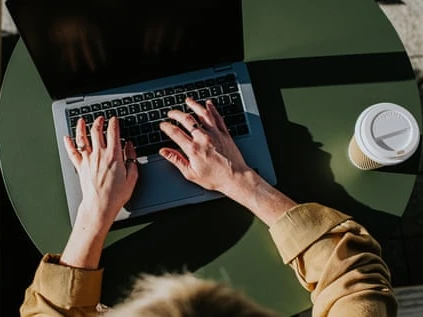 Сліпі звинувачення працівників корпорацій у проблемах ШІ